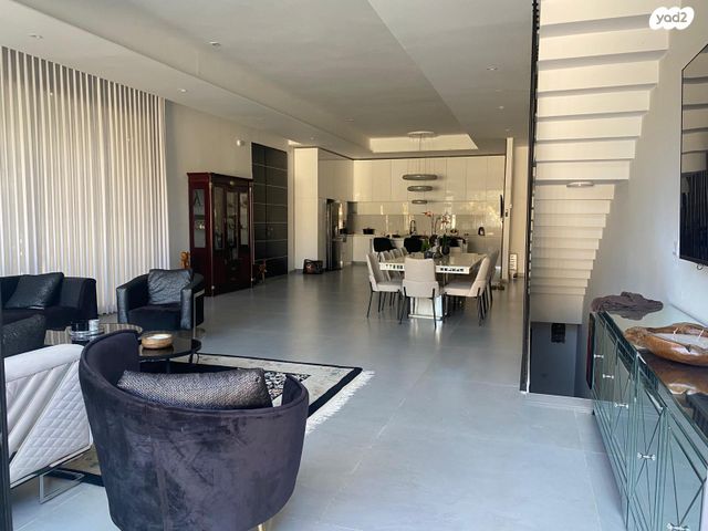 בית פרטי/ קוטג', הזמר העברי 55, הרצליה ב', הרצליה