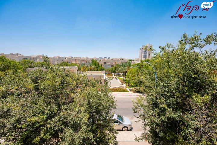 דירה, עמק זבולון, המגינים, מודיעין מכבים רעות