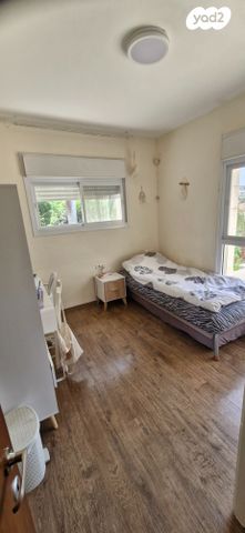 דו משפחתי, שני, אבני חן, מודיעין מכבים רעות