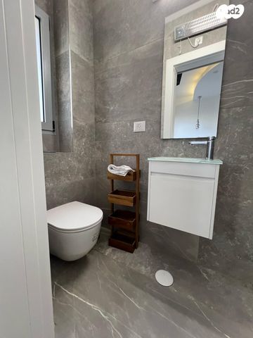 דירה, הירקון 4, כרם התימנים, תל אביב יפו