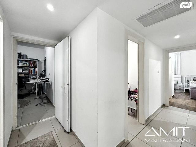 דירה, יצחק רגר, שכונה ב', באר שבע