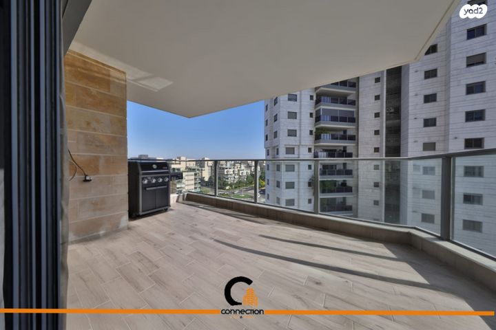 דירה, ש"י עגנון, משכנות האומנים, קרית מוצקין