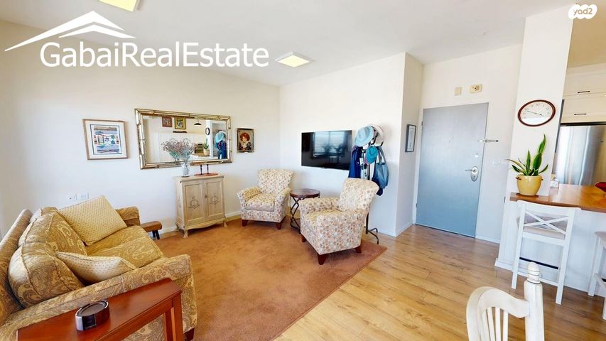 דירה, שביל הזהב, 2008, רעננה