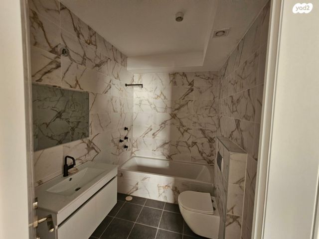 גג/ פנטהאוז, רבי חנינא, נתיבות ישראל / רמת בית שמש ד-4, בית שמש