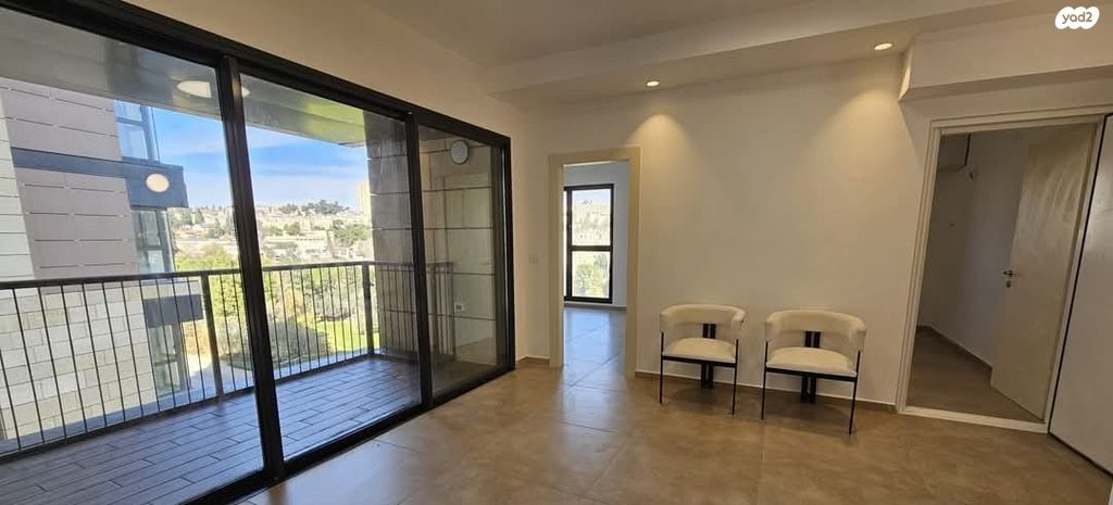 דיור מוגן, גולומב, קרית היובל, ירושלים