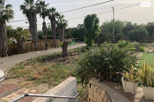 משק חקלאי/ נחלה, צור משה