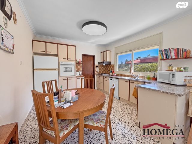 בית פרטי/ קוטג', מיתר / כרמית