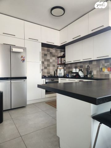 גג/ פנטהאוז, בית שמש