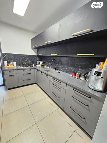 דירה, שמעון פרס 9, המחנה הצבאי, קרית מלאכי