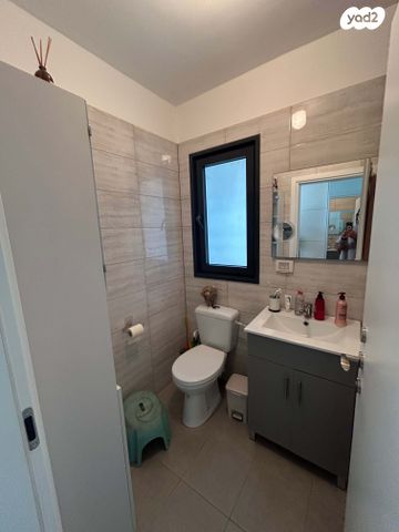 דירה, גדרה מזרח, גדרה