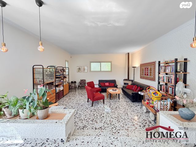 בית פרטי/ קוטג', מיתר / כרמית