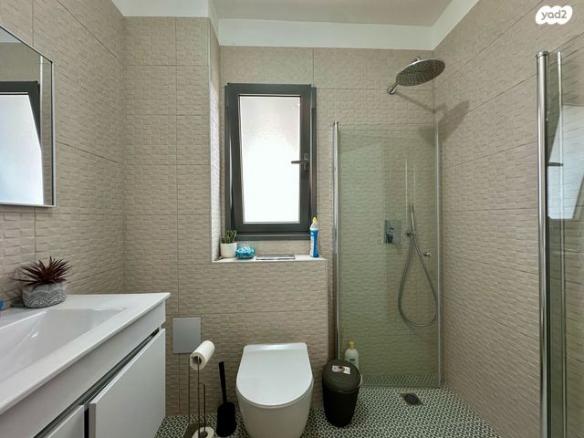 דירה, נאות כרמל, טירת כרמל