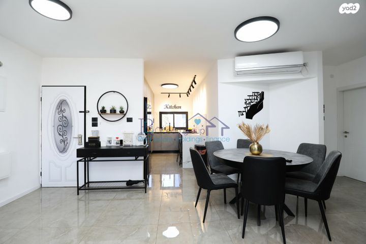 דופלקס, חרצית 46, גבעת האירוסים, נתניה