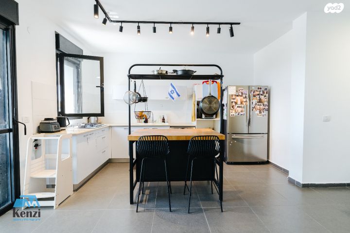 דירה, שדרות בן גוריון, פסגות אפק, ראש העין