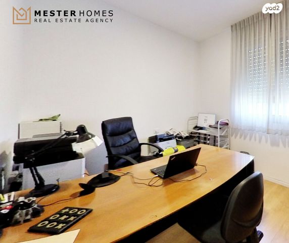 בית פרטי/ קוטג', משה זנדני, בני עי"ש