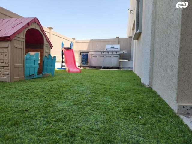 דירה, שושנים, אלקנה