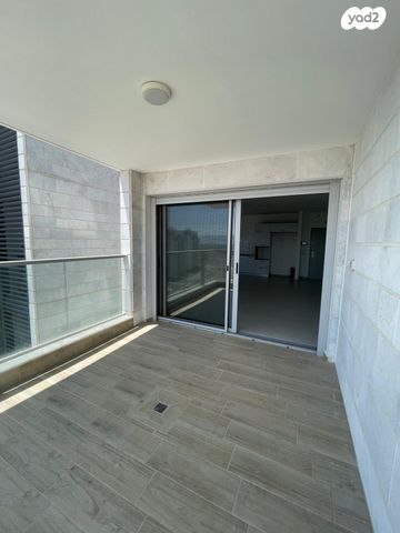 דירה, אהוד מנור 9, נאות אפק, אפקה, קרית ביאליק