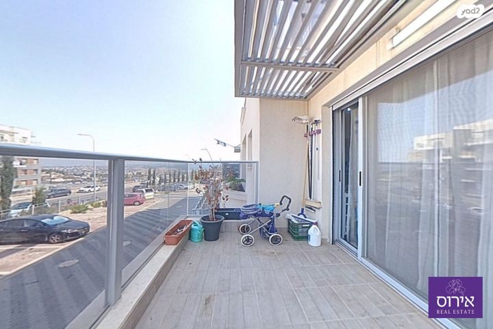 דירת גן, מצדה, אורנים, מעלות תרשיחא