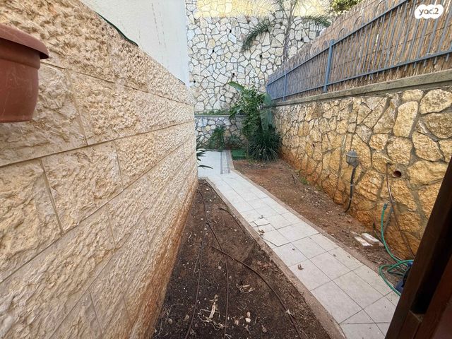 דירת גן, בית לחם 7, רובע ד', אריאל