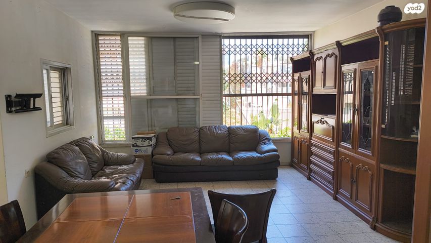 דופלקס, דוד פנקס, הפועל המזרחי א', שיכון א', בני ברק