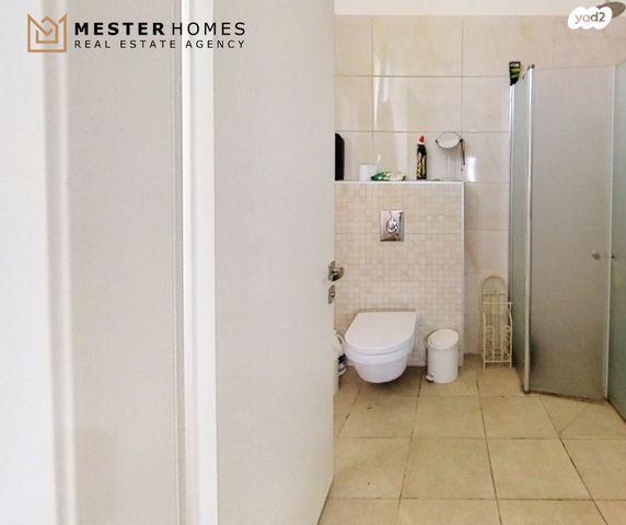 בית פרטי/ קוטג', משה זנדני, בני עי"ש