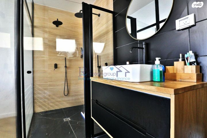 דופלקס, חרצית 46, גבעת האירוסים, נתניה