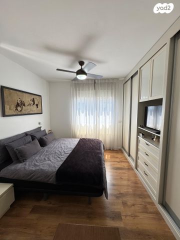 דירה, נווה גן, רמת השרון