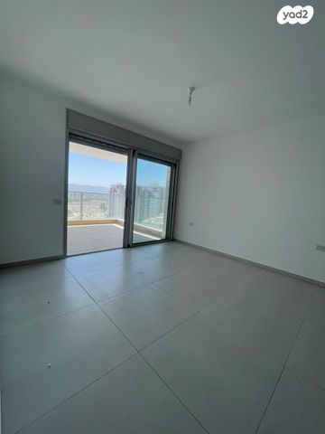 דירה, אהוד מנור 9, נאות אפק, אפקה, קרית ביאליק