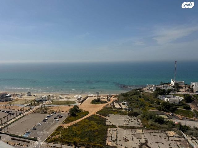 דירה, שדרות רחבעם זאבי, גבעת אולגה, חדרה