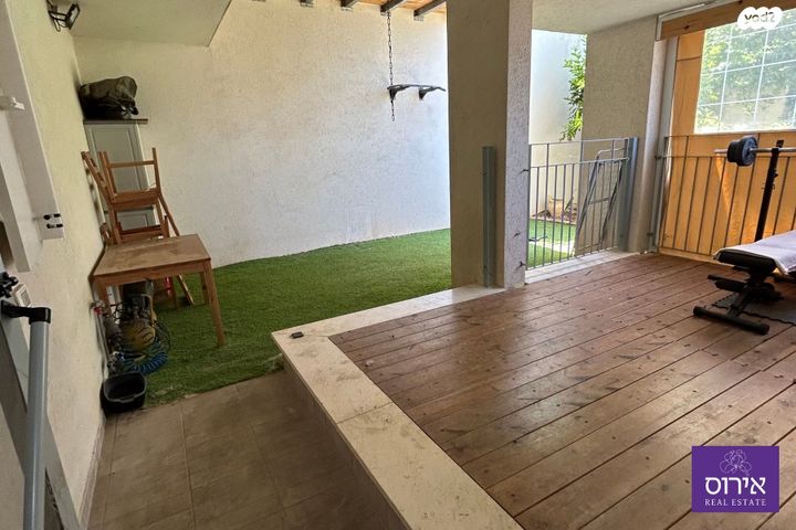 דירת גן, מצדה, אורנים, מעלות תרשיחא