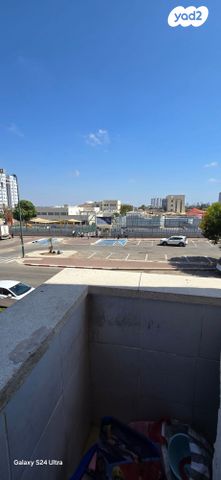 דירה, הגר"א 13, רמת חן ובן ציון, נתניה