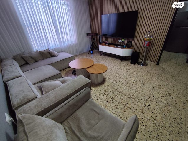 דירה, משה איכילוב 4, צפון מערב מרכז העיר, נתניה