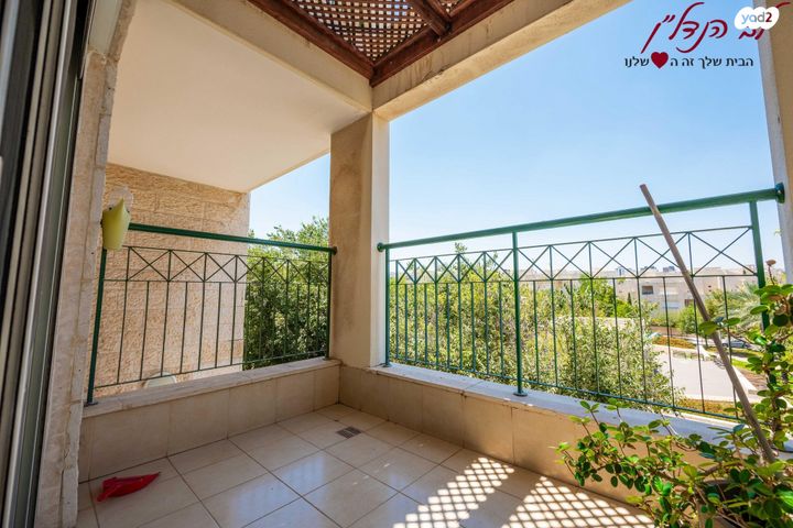 דירה, עמק זבולון, המגינים, מודיעין מכבים רעות