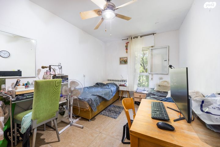 דירה, מאיר נקר, ארמון הנציב, תלפיות מזרח, ירושלים