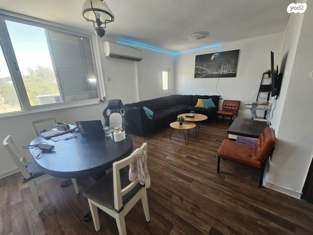 דירה, יצחק רגר 161, שכונה ד', באר שבע