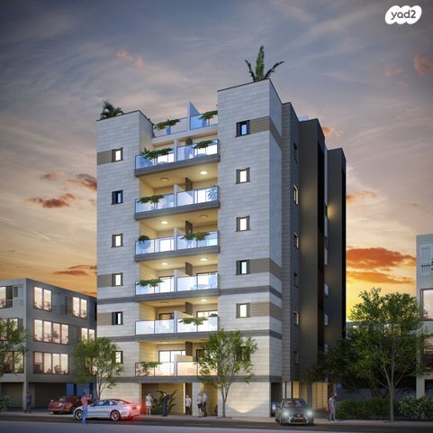 גג/ פנטהאוז, נתן ברניצקי 24, רמז, מערב ותיק, ראשון לציון