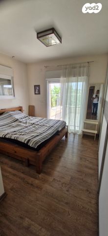 דו משפחתי, שני, אבני חן, מודיעין מכבים רעות