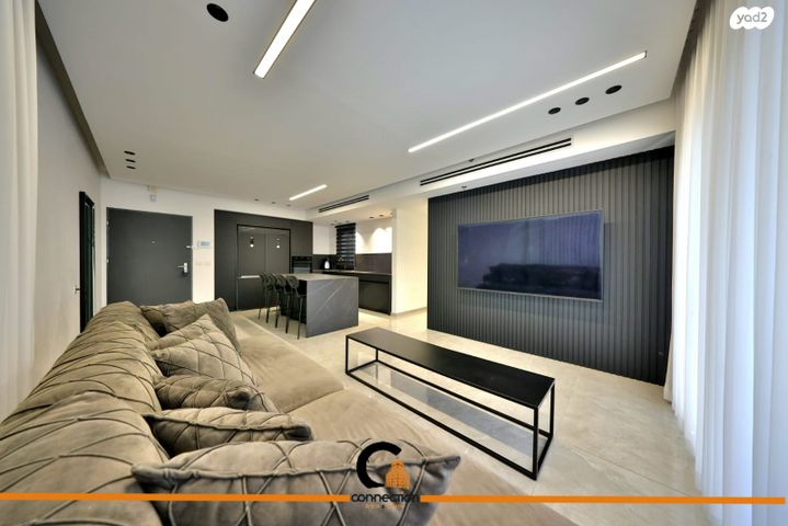 דירה, ש"י עגנון, משכנות האומנים, קרית מוצקין