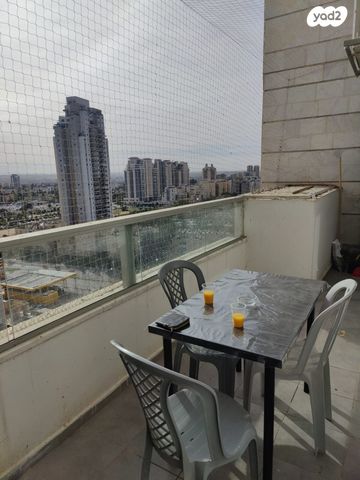 דירה, יצחק אבינו 13, שכונה ד', באר שבע