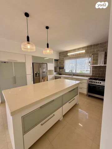 גג/ פנטהאוז, כינרת, רובע י"א, אשדוד