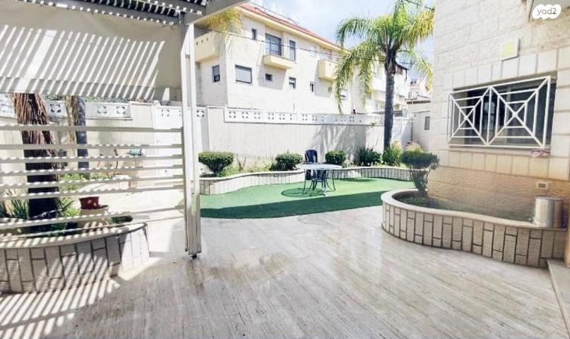 דו משפחתי, חשמונאים