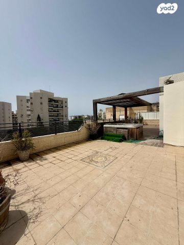 גג/ פנטהאוז, כינרת, רובע י"א, אשדוד