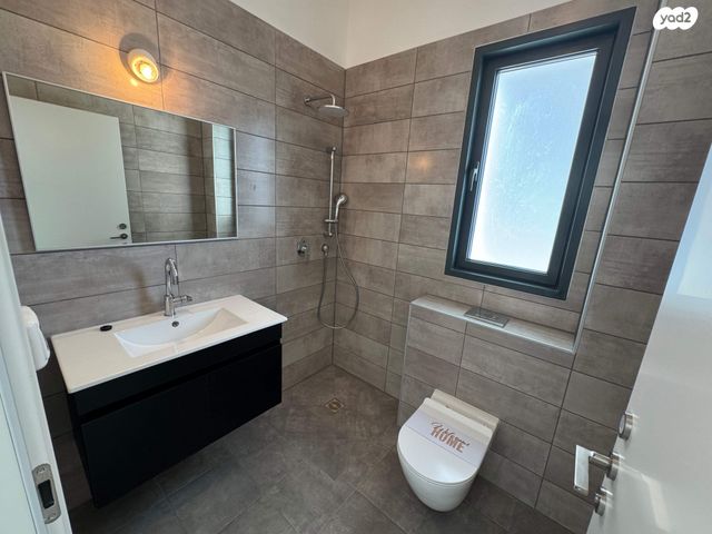 גג/ פנטהאוז, בר כוכבא, נווה ישראל, הרצליה