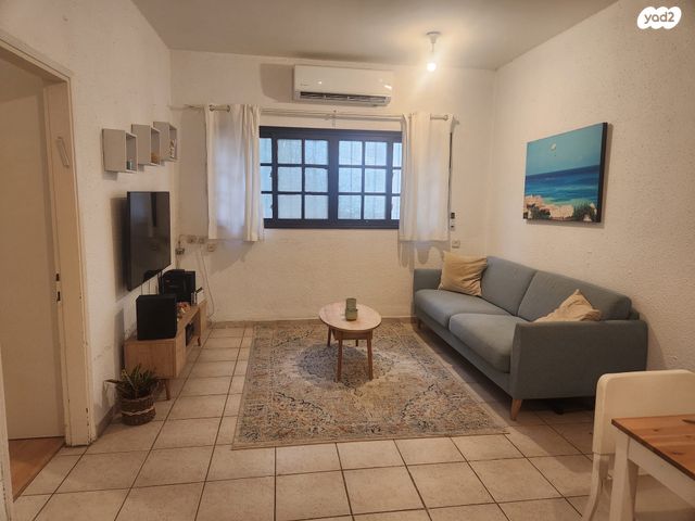 בית פרטי/ קוטג', צור משה