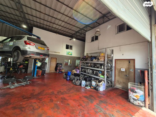 אזור תעשיה א