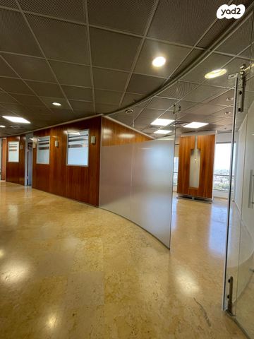 משרדים, בורסה, רמת גן