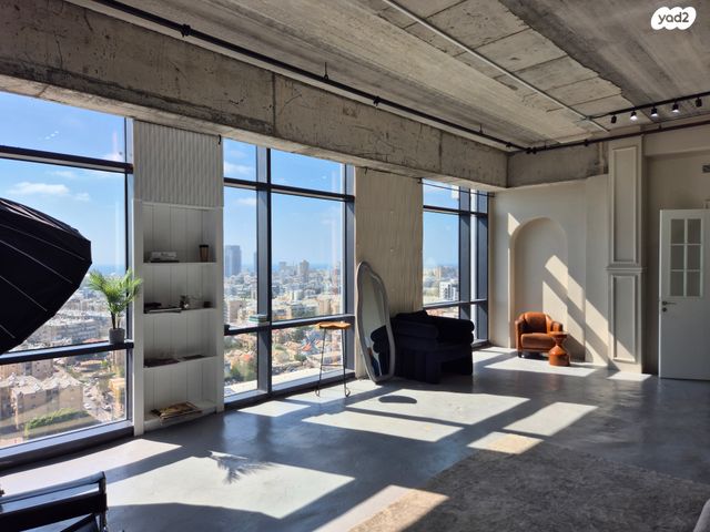 הרב ניסנבאום 