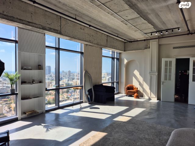 משרדים, הרב ניסנבאום, בת ים