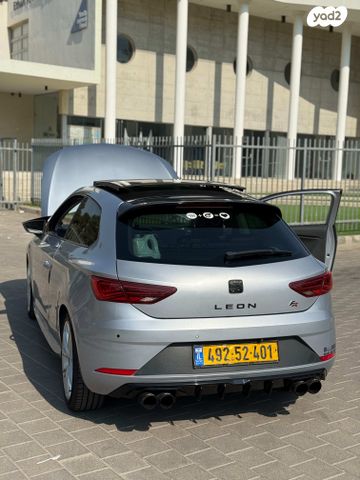 מודעת רכב סיאט לאון