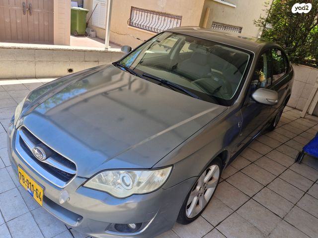 מודעת רכב סובארו B4/לגאסי